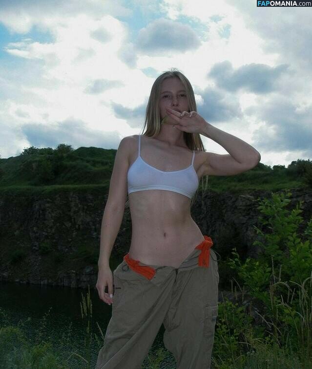 Alena Barhalenko / iam.alenyshka Обнажённый OnlyFans  Утёкшее фото #10