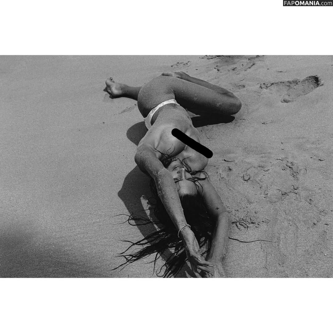 Alessandra / Alessandra Ambrosio / aleambrosio / alelovesanja / alessandraambrosio / https: Обнажённый OnlyFans  Утёкшее фото #1532