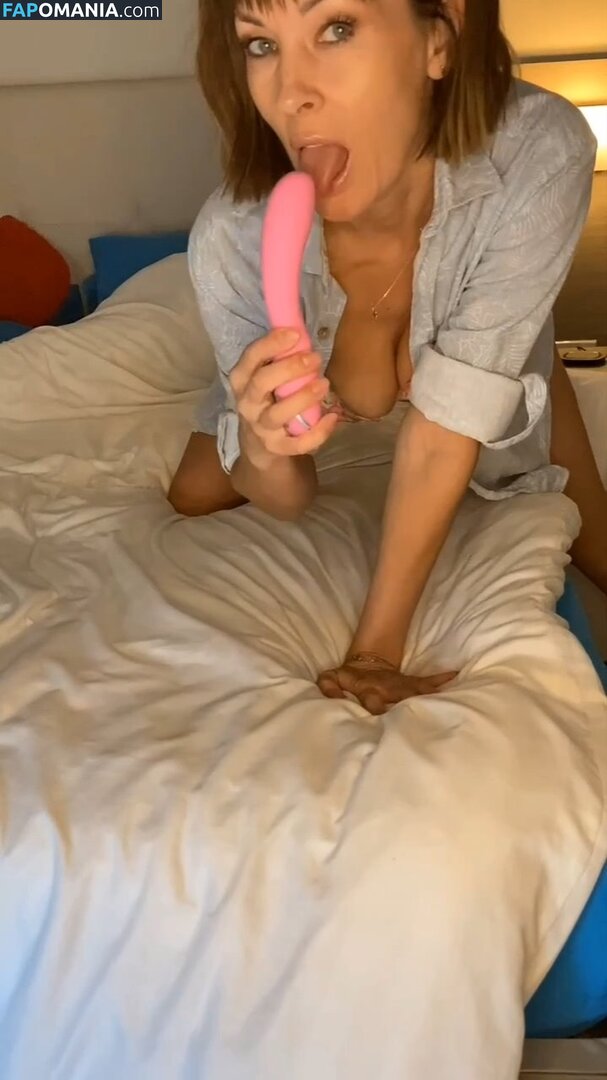 Alessia Elfie / alessiaelfiefree Обнажённый OnlyFans  Утёкшее фото #1