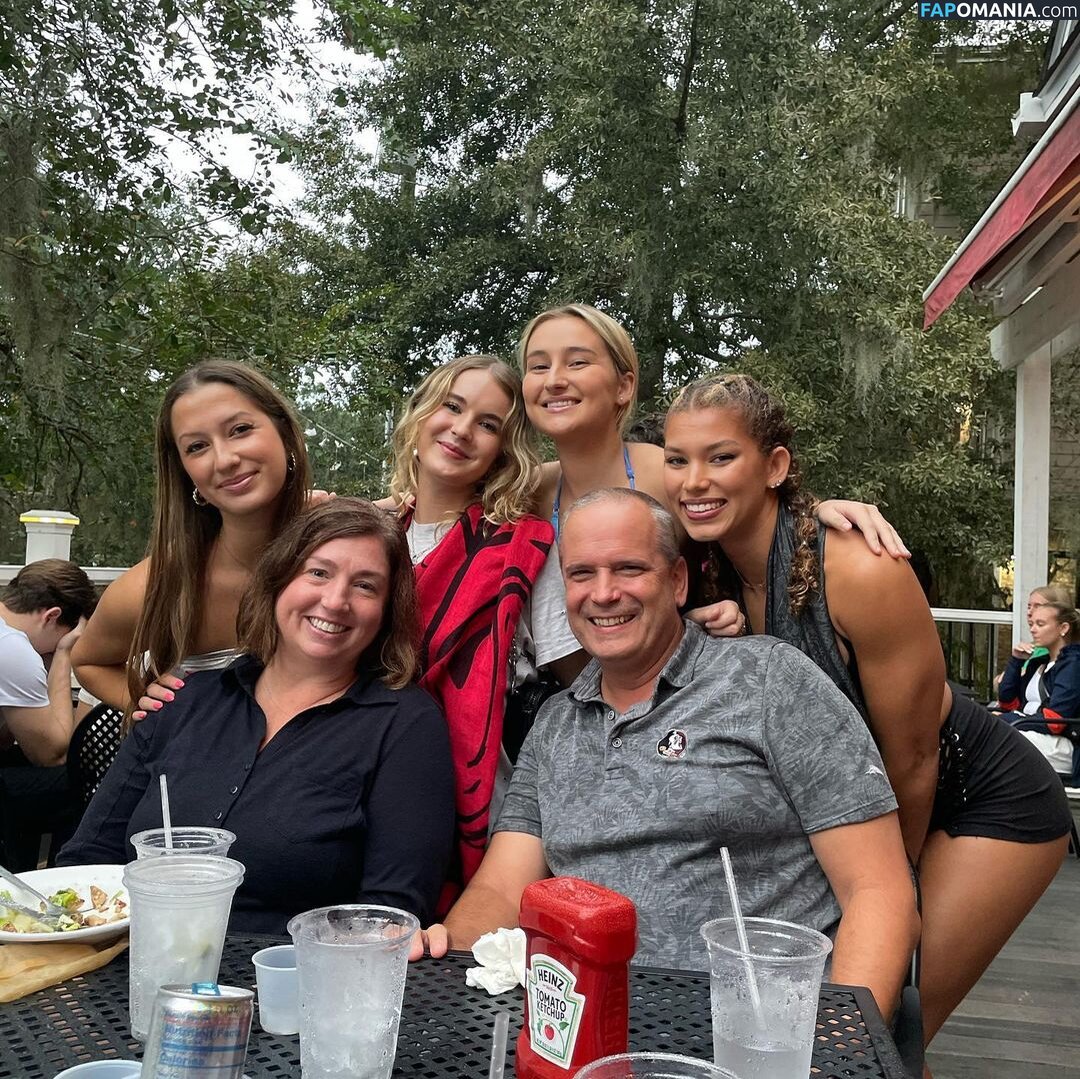 Alexa Meyer / alexameyerrr Обнажённый OnlyFans  Утёкшее фото #90