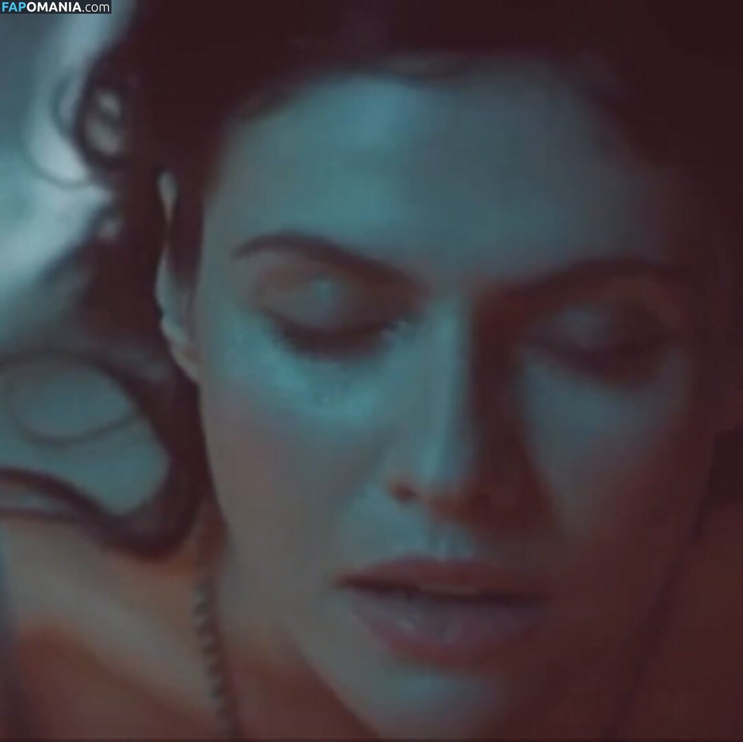 Alexandra Daddario / alexandradaddario Обнажённый OnlyFans  Утёкшее фото #2032