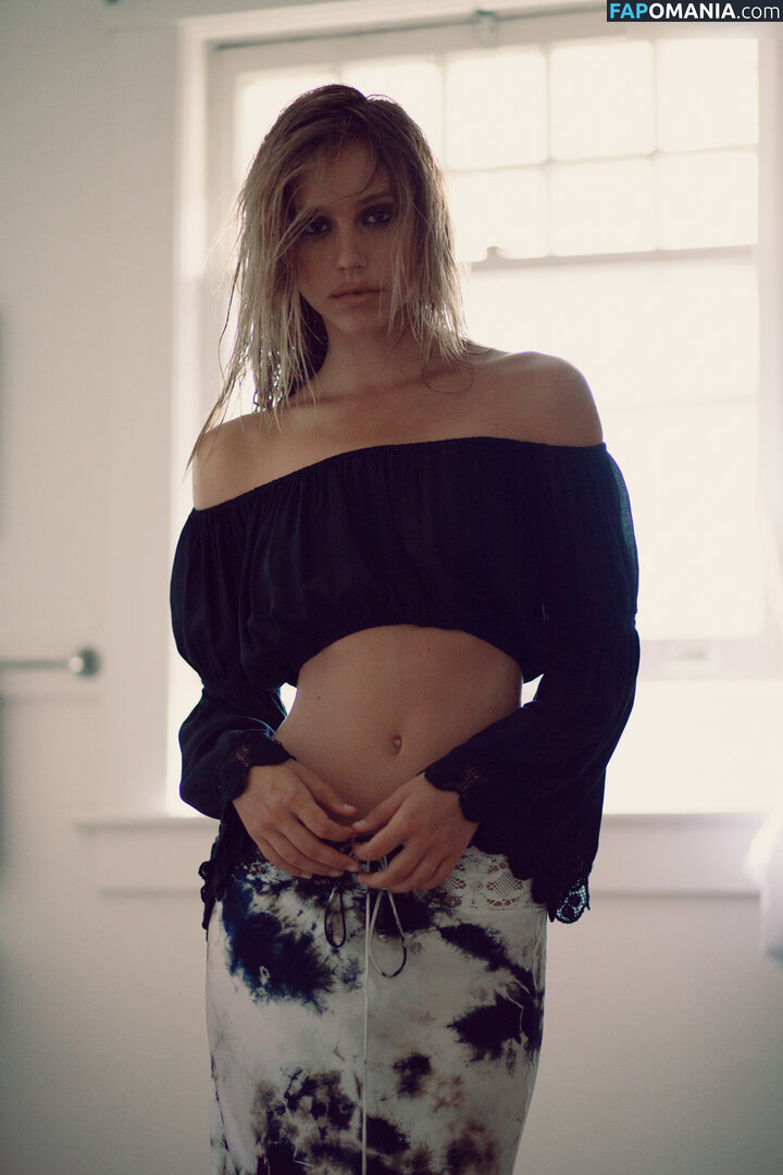 Alexis Ren / alexisren / alexisreng / alexxissren Обнажённый OnlyFans  Утёкшее фото #929