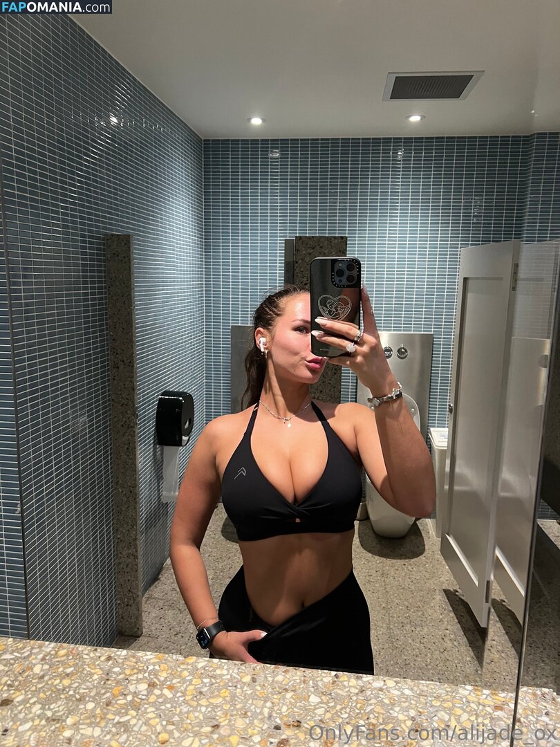 Ali Blakey / aliblakey / alijade_ox Обнажённый OnlyFans  Утёкшее фото #14