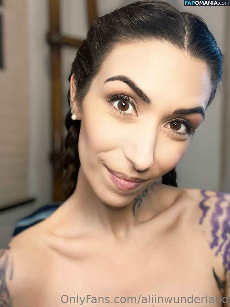 aliinwondrland / aliinwunderland Обнажённый OnlyFans  Утёкшее фото #10