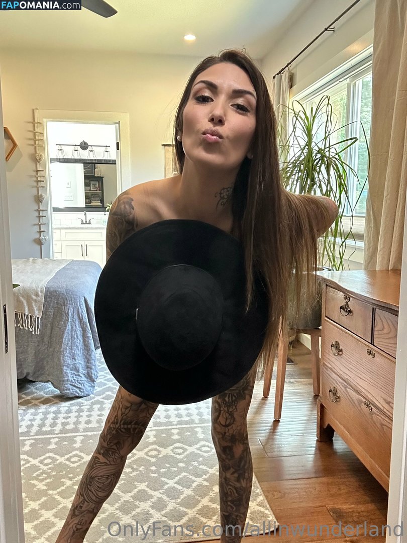 aliinwondrland / aliinwunderland Обнажённый OnlyFans  Утёкшее фото #56