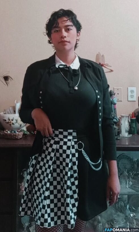 Allisauria / https: Обнажённый OnlyFans  Утёкшее фото #1