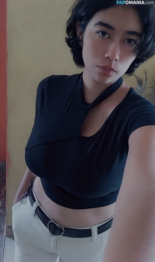 Allisauria / https: Обнажённый OnlyFans  Утёкшее фото #9