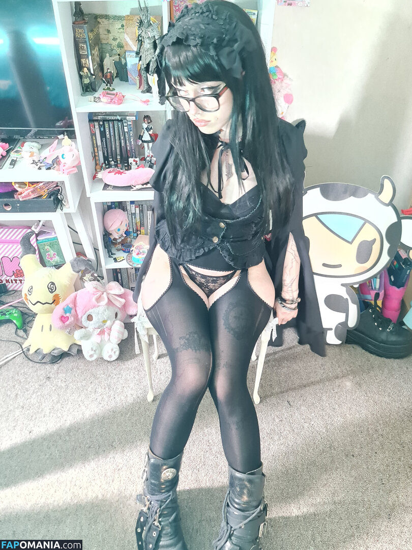 +:｡.ruby ʚ ♡ ɞ ⋆ ✧.｡ / allmyheartbear / myarykerx / usakumyawhore / usakyumawhore Обнажённый OnlyFans  Утёкшее фото #11
