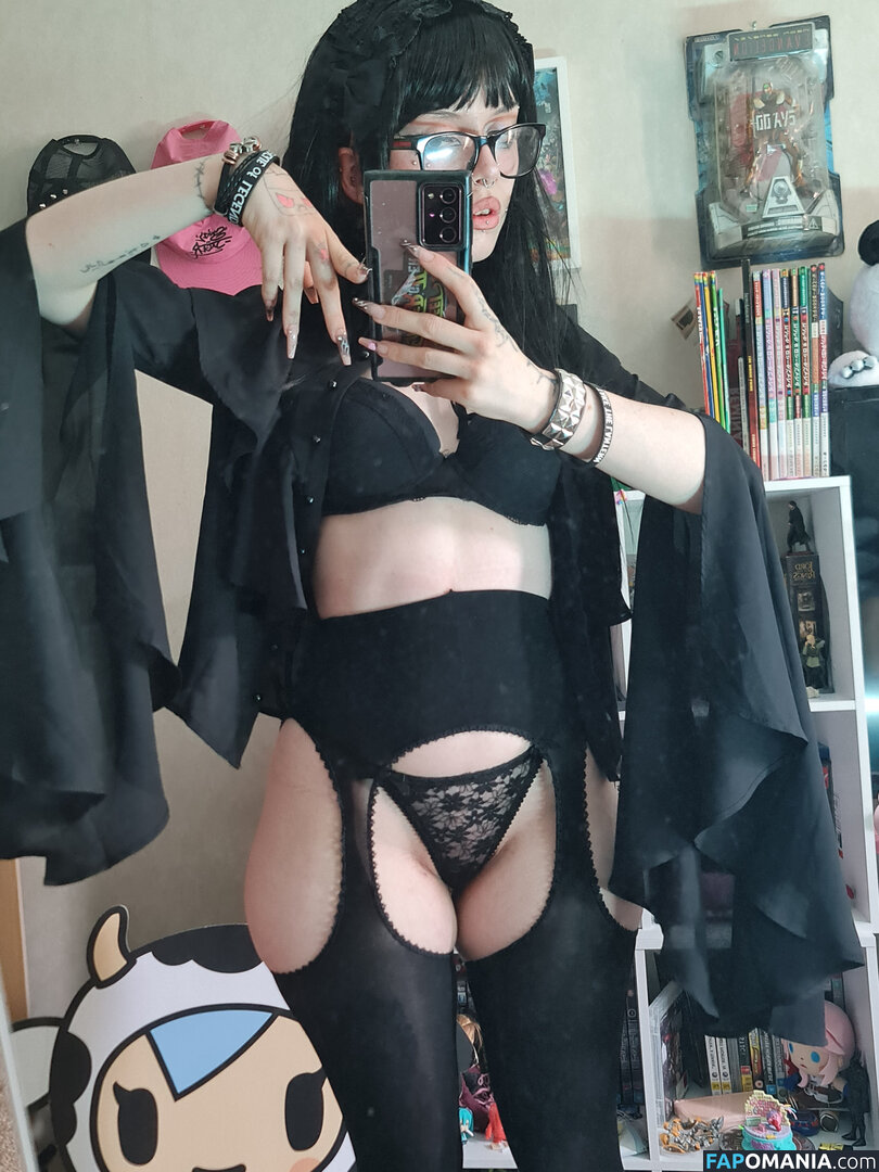 +:｡.ruby ʚ ♡ ɞ ⋆ ✧.｡ / allmyheartbear / myarykerx / usakumyawhore / usakyumawhore Обнажённый OnlyFans  Утёкшее фото #20