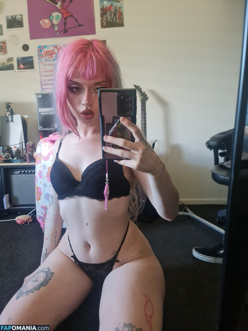 +:｡.ruby ʚ ♡ ɞ ⋆ ✧.｡ / allmyheartbear / myarykerx / usakumyawhore / usakyumawhore Обнажённый OnlyFans  Утёкшее фото #36
