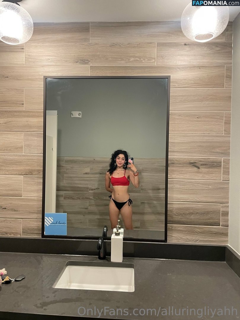 alluring.aaliyah / alluringliyahh Обнажённый OnlyFans  Утёкшее фото #2