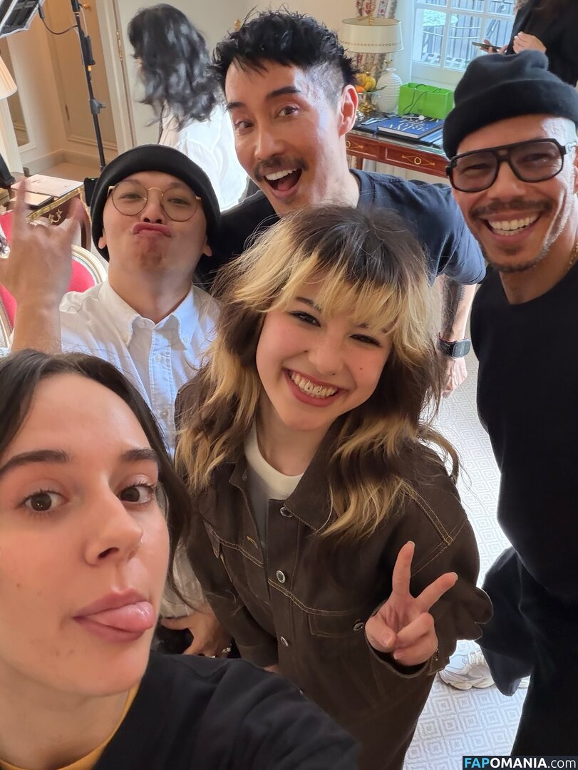 Alysa Liu / AlysaLiu / alysaxliu / https: Обнажённый OnlyFans  Утёкшее фото #9