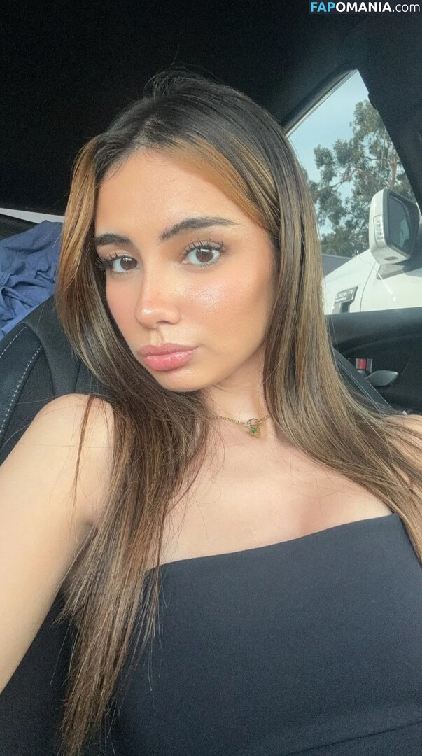 alyssa.sanchez / lousyfaerie Обнажённый OnlyFans  Утёкшее фото #1