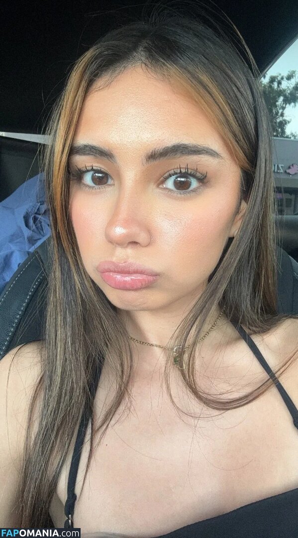 alyssa.sanchez / lousyfaerie Обнажённый OnlyFans  Утёкшее фото #3