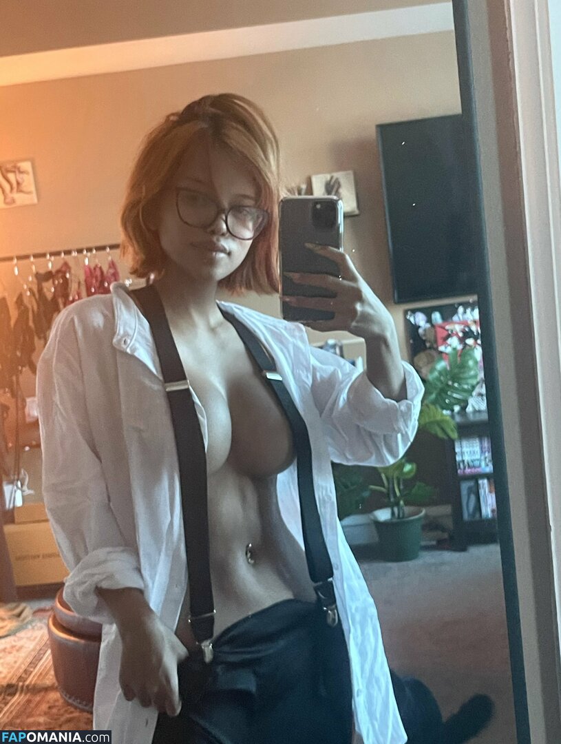 Alyssa Silos / Alythuh Обнажённый OnlyFans  Утёкшее фото #1