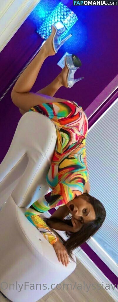 alyssiavera / verafiedxo Обнажённый OnlyFans  Утёкшее фото #21