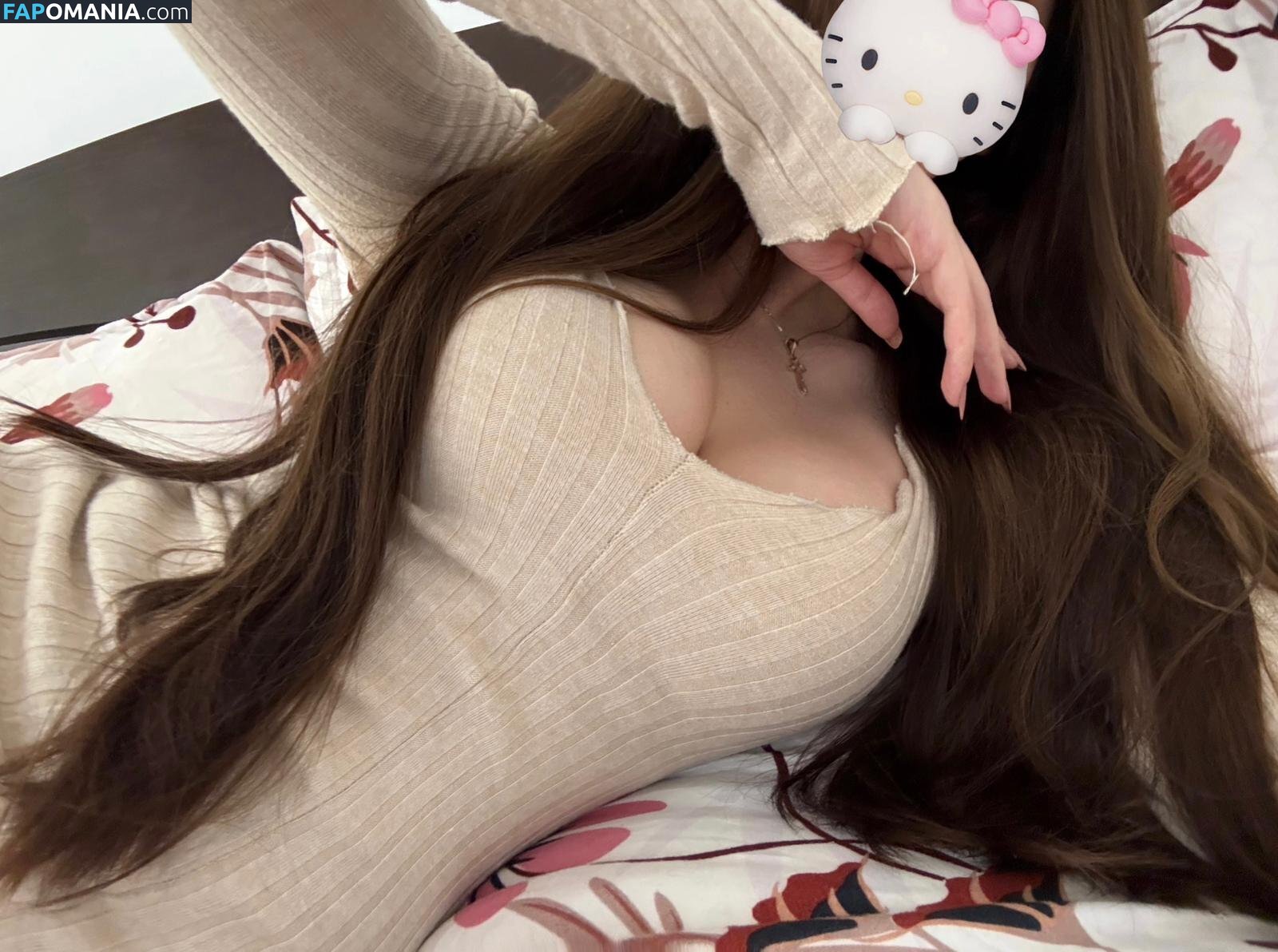 amaliemfr Обнажённый OnlyFans  Утёкшее фото #1