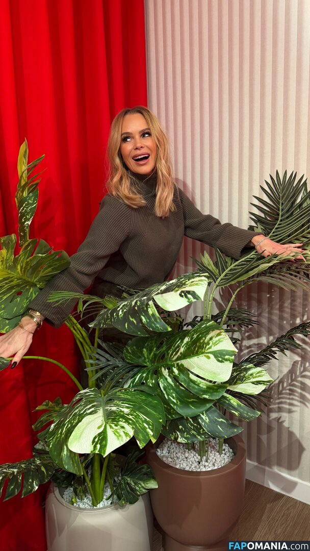 Amanda Holden / noholdenback Обнажённый OnlyFans  Утёкшее фото #1899