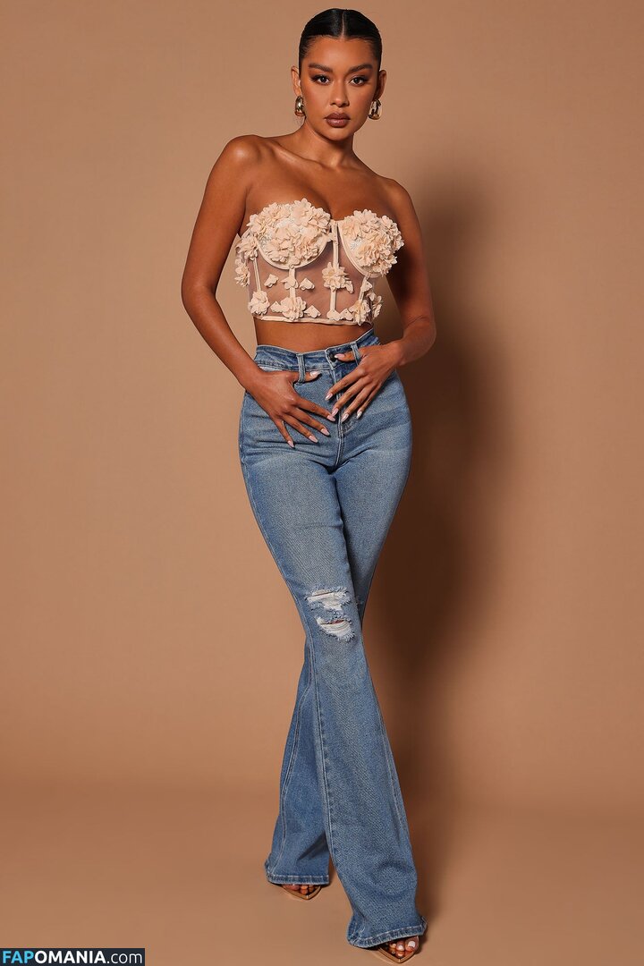 Amelia Rose Обнажённый OnlyFans  Утёкшее фото #2