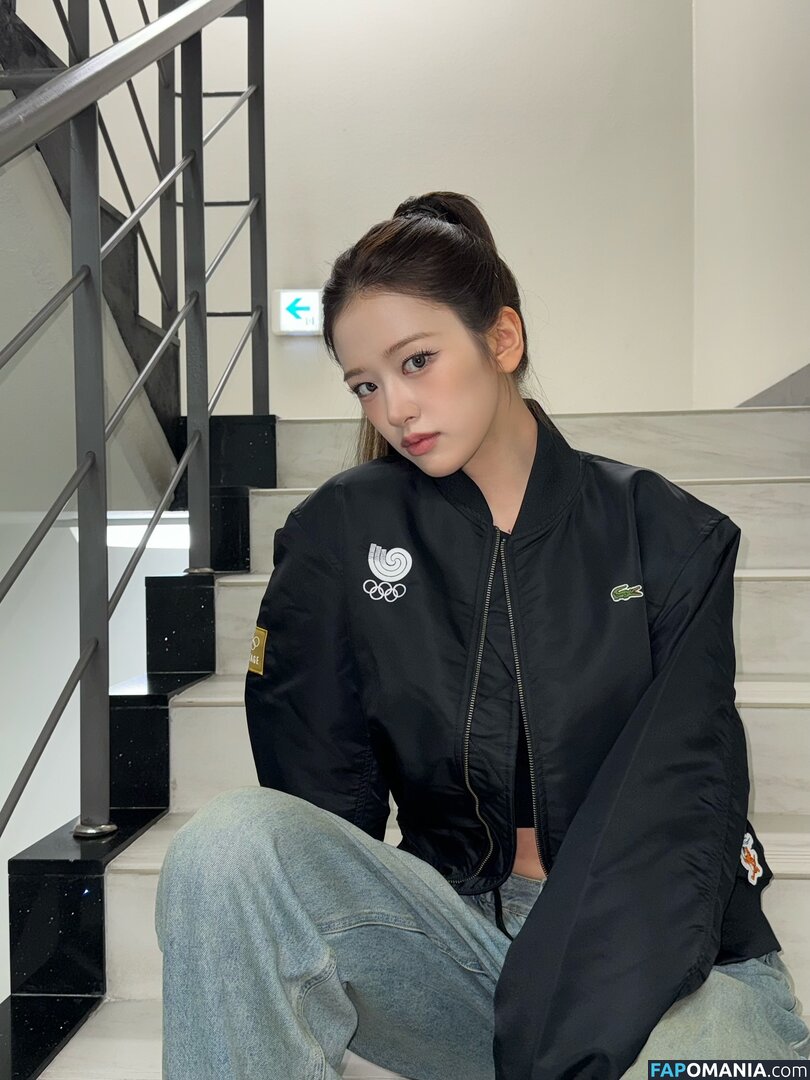 An IVE / An Yujin 안유진 | / _yujin_an Обнажённый OnlyFans  Утёкшее фото #10