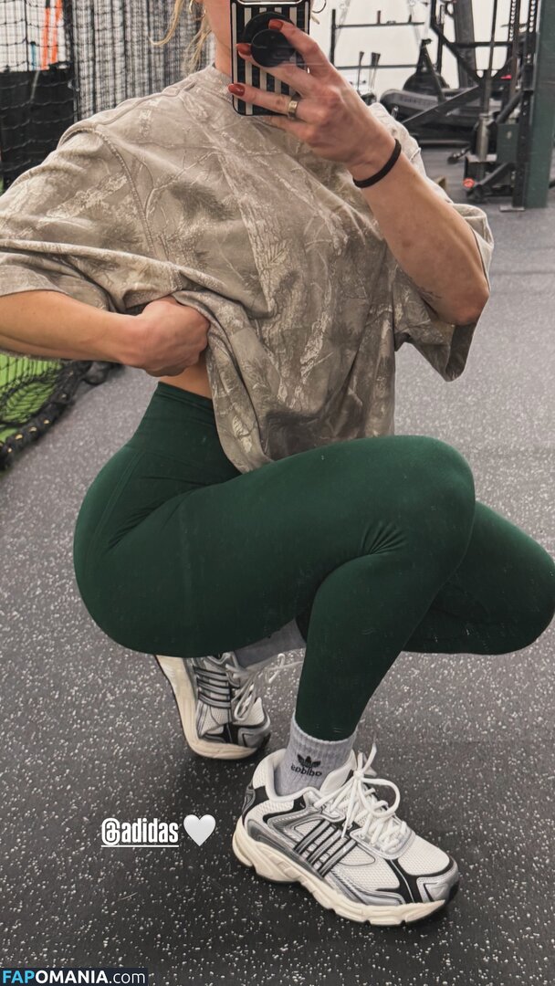 Ana Bruni / anabruni.softball / thesoftballchic Обнажённый OnlyFans  Утёкшее фото #4