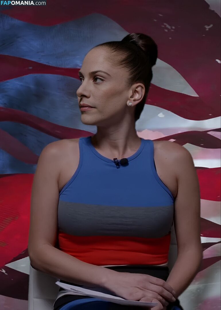 Ana Kasparian / anakasparianofficial Обнажённый OnlyFans  Утёкшее фото #2
