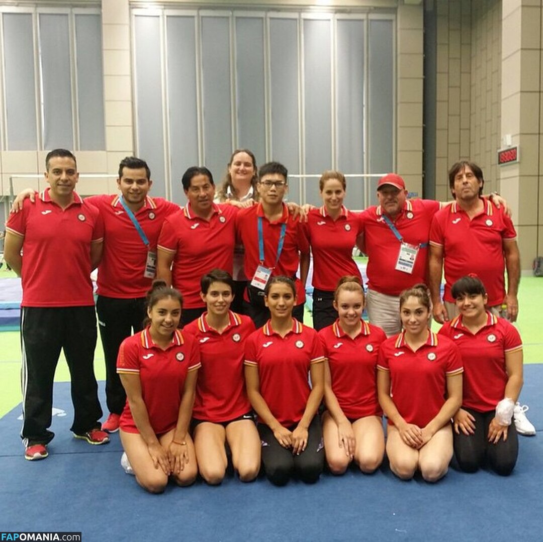 Ana Lago / analago95 / analagooficial / https: Обнажённый OnlyFans  Утёкшее фото #3