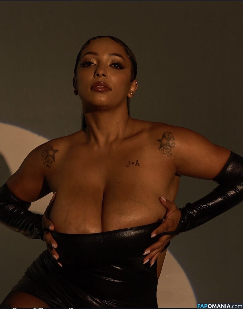 AnahiRyan1 / Anahi_Ryan / anahi_ryan1 / https: Обнажённый OnlyFans  Утёкшее фото #2