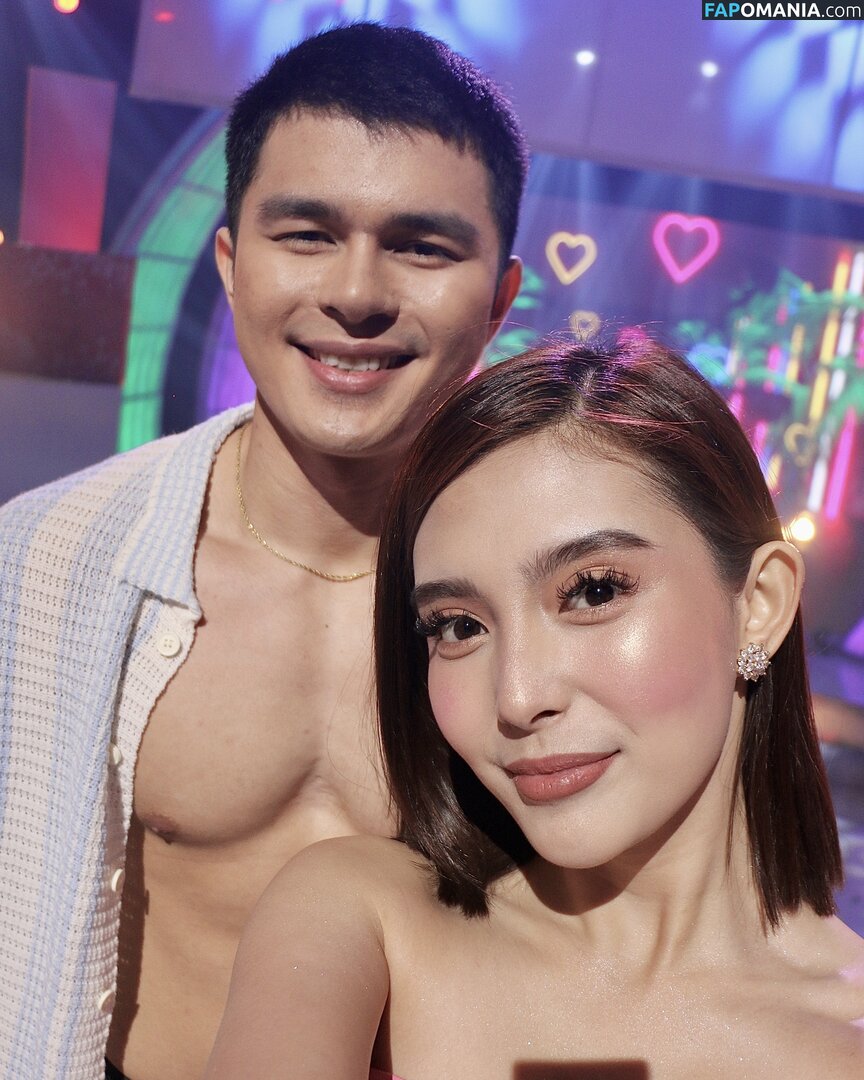 Analyn Barro Обнажённый OnlyFans  Утёкшее фото #1