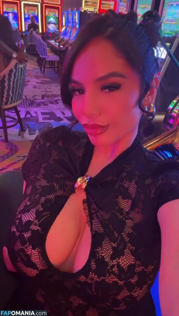 Andrea.666 / dyinghoee666 / dyinghoee666 on Обнажённый OnlyFans  Утёкшее фото #2