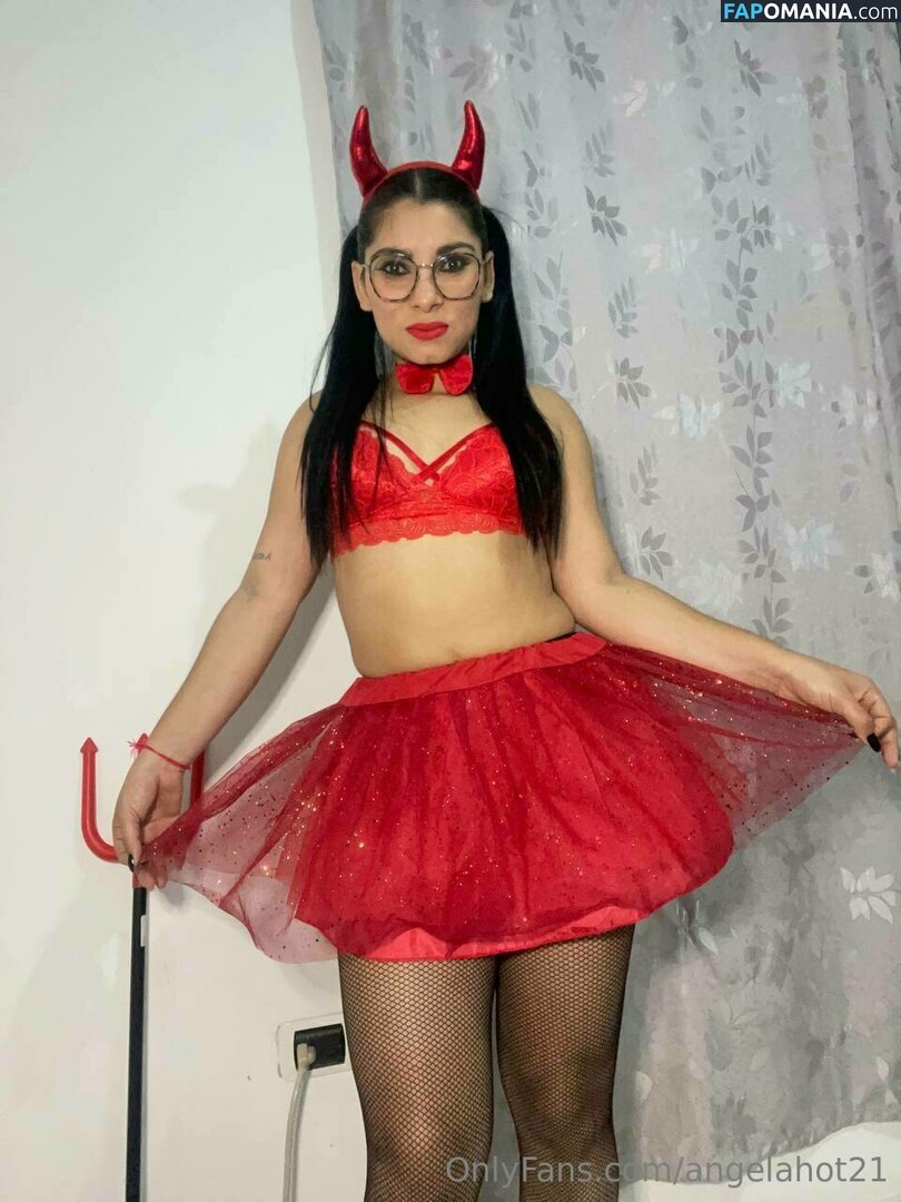 angelahot21 / lilhunee21 Обнажённый OnlyFans  Утёкшее фото #335