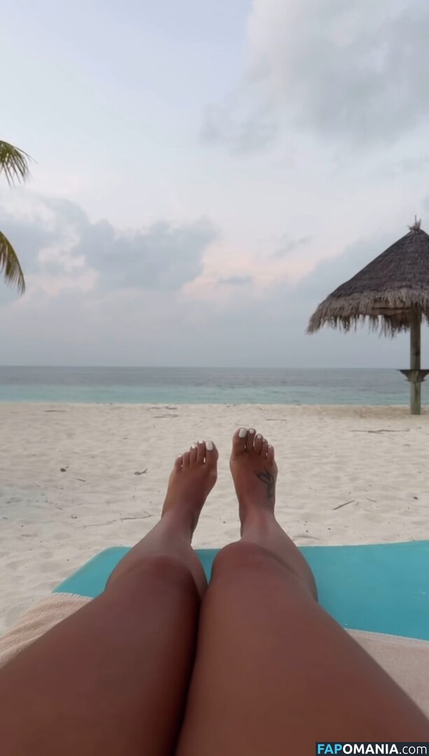 Antonia / Antonia Iacobescu / antoniamackenzie Обнажённый OnlyFans  Утёкшее фото #7