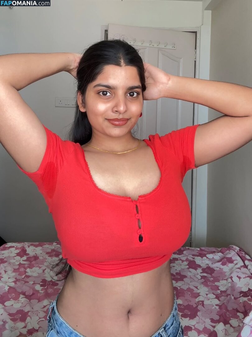 Anushka Deokate / _anushkadiariess_ Обнажённый OnlyFans  Утёкшее фото #1