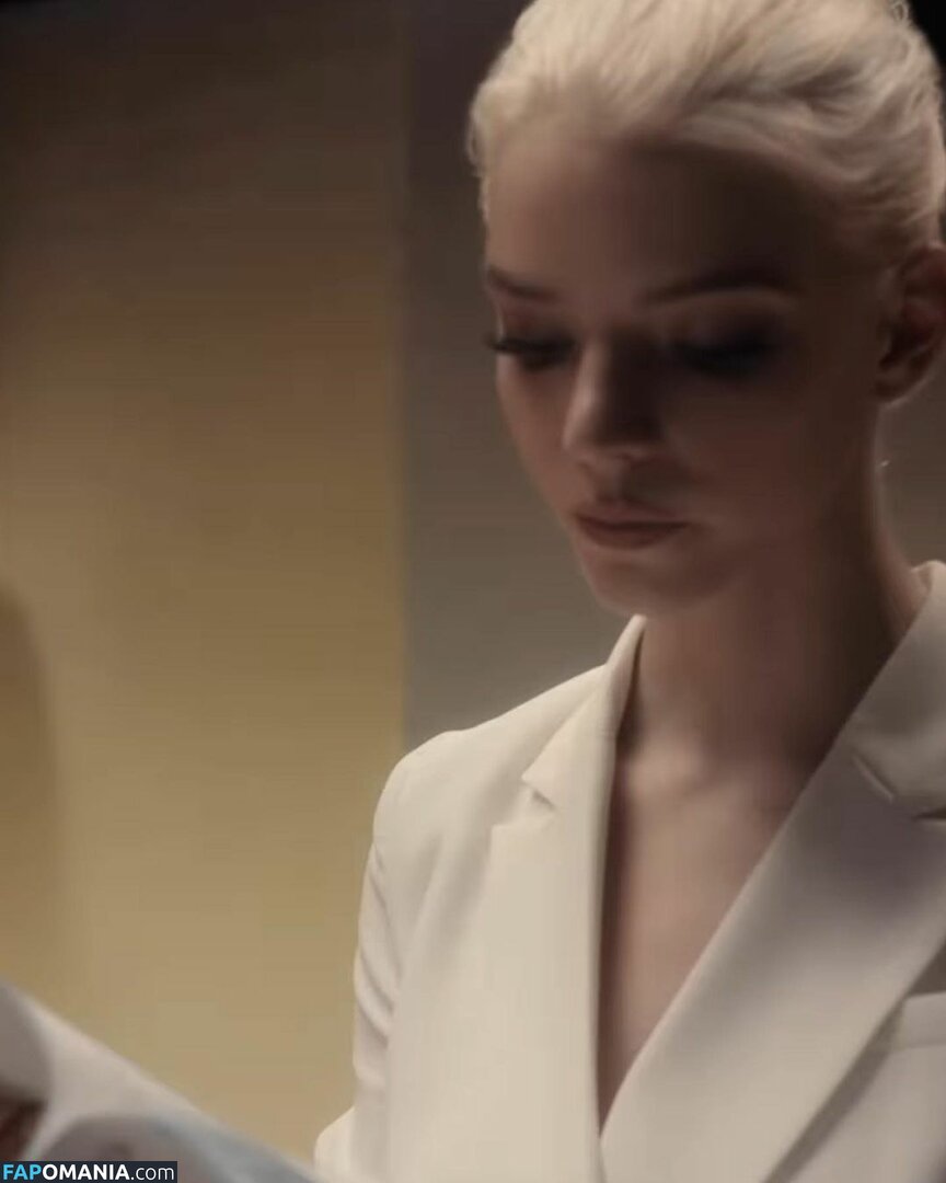 Anya Taylor-Joy / anyataylorjoy / taylorjoyvip Обнажённый OnlyFans  Утёкшее фото #414