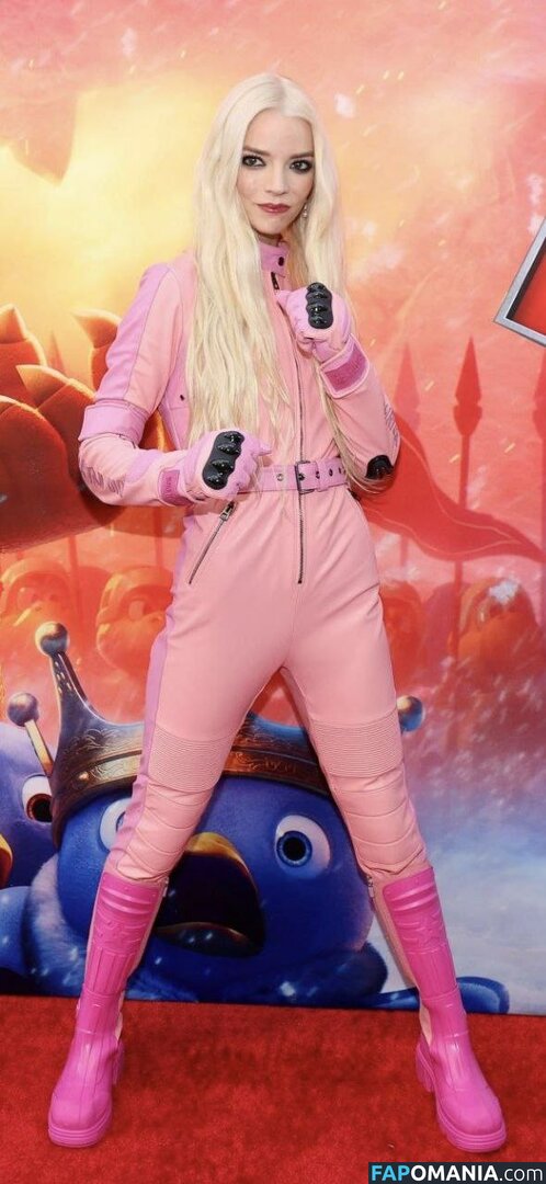 Anya Taylor-Joy / anyataylorjoy / taylorjoyvip Обнажённый OnlyFans  Утёкшее фото #1525