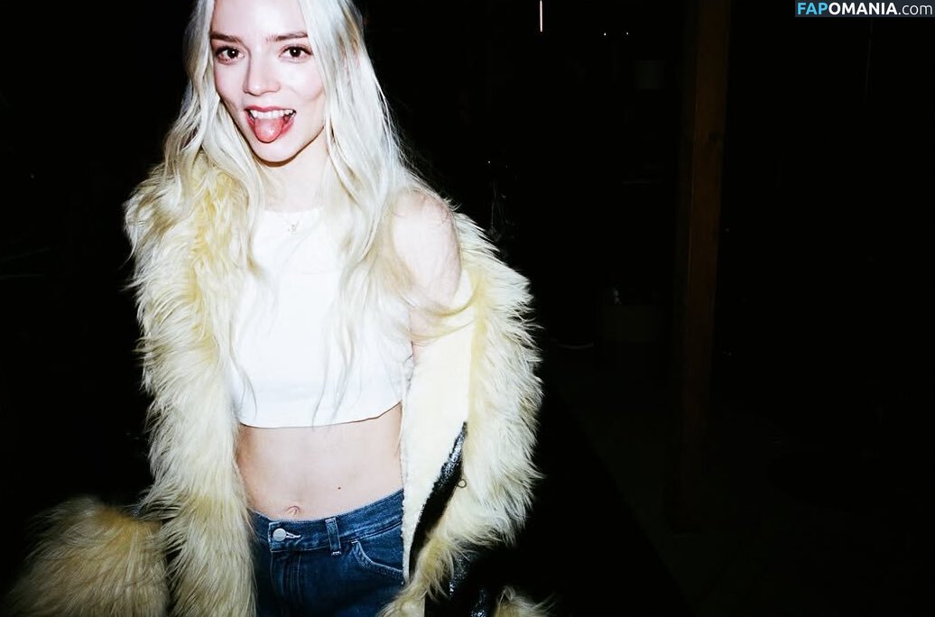 Anya Taylor-Joy / anyataylorjoy / taylorjoyvip Обнажённый OnlyFans  Утёкшее фото #2144