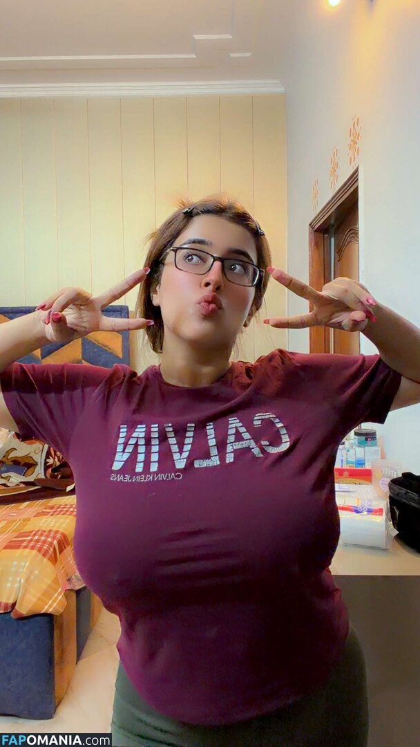 Apoorva Bhalla / apoorva_bhalla Обнажённый OnlyFans  Утёкшее фото #1