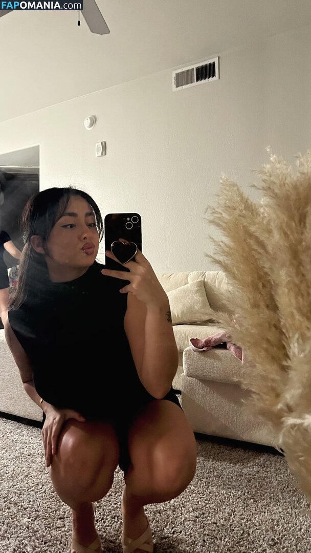 Ariibacardi / ari_estici / aricandii / https: Обнажённый OnlyFans  Утёкшее фото #6