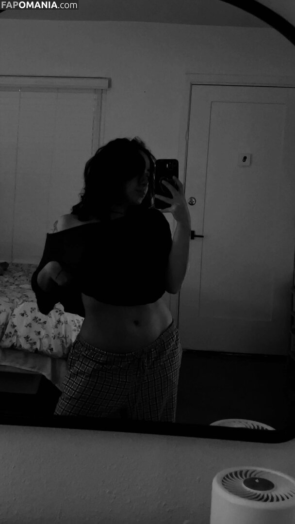 Ariibacardi / ari_estici / aricandii / https: Обнажённый OnlyFans  Утёкшее фото #8