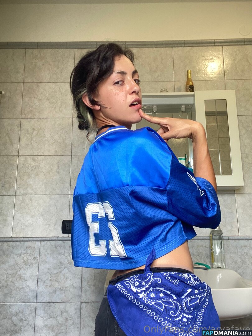 aryafaeofficial / aryafaye Обнажённый OnlyFans  Утёкшее фото #83