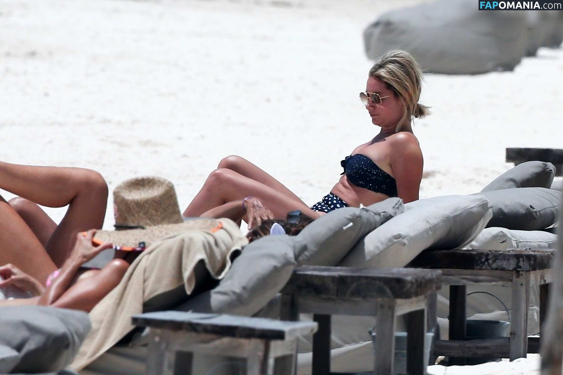 Ashley Tisdale / ashleytisdale Обнажённый OnlyFans  Утёкшее фото #4