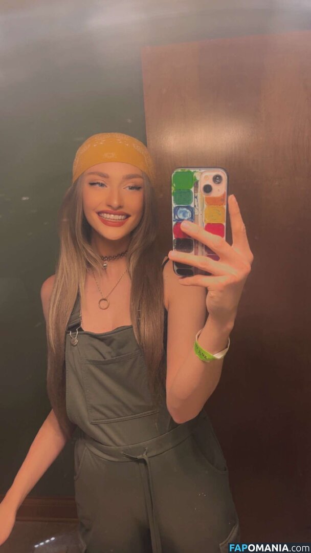 ashleyyy597 / ashleyyyreyyy Обнажённый OnlyFans  Утёкшее фото #1