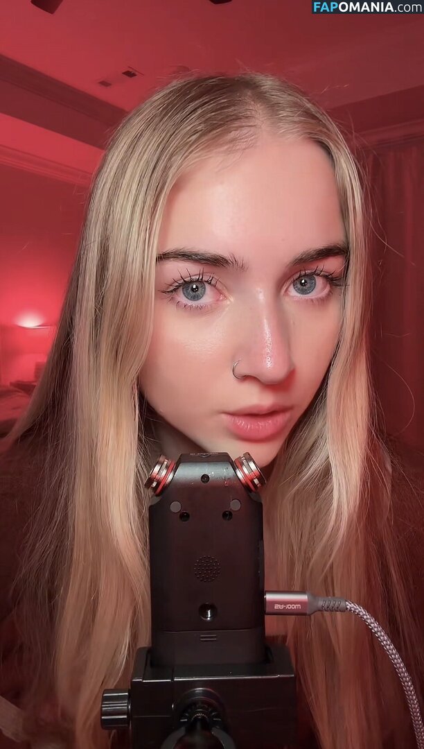 ASMR Berlin / berlinbeck Обнажённый OnlyFans  Утёкшее фото #2