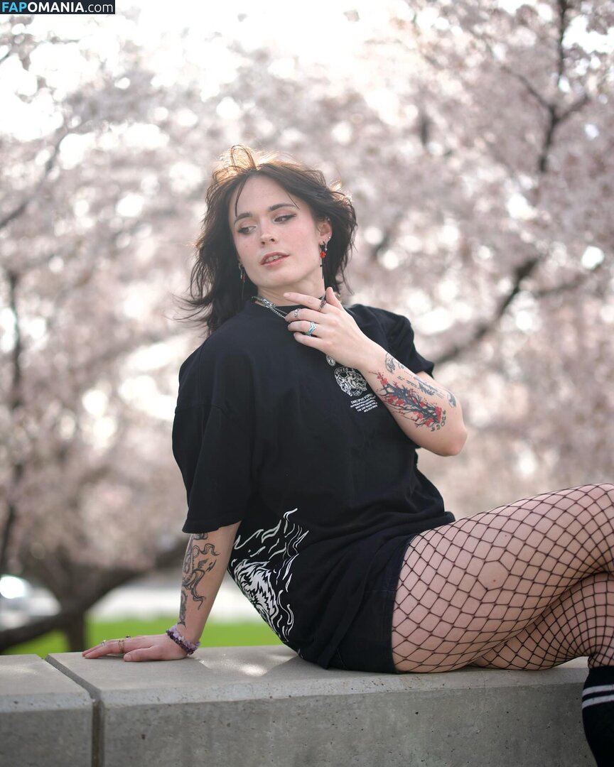 Athena Grimes / athena.grimes_ / athena__grimes / athena_grimes / athenagrimes Обнажённый OnlyFans  Утёкшее фото #8