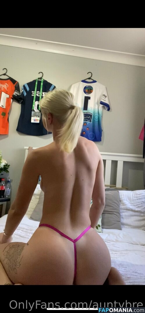 auntybre / auntybre_ Обнажённый OnlyFans  Утёкшее фото #27