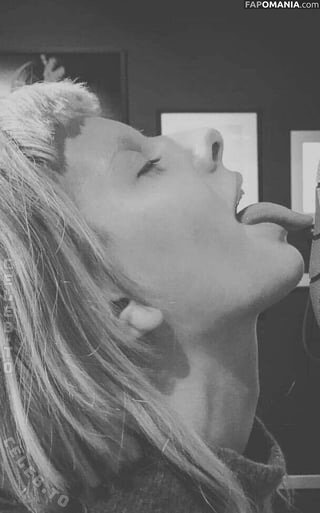 Aurora Aksnes / auroramusic / singer Обнажённый OnlyFans  Утёкшее фото #273