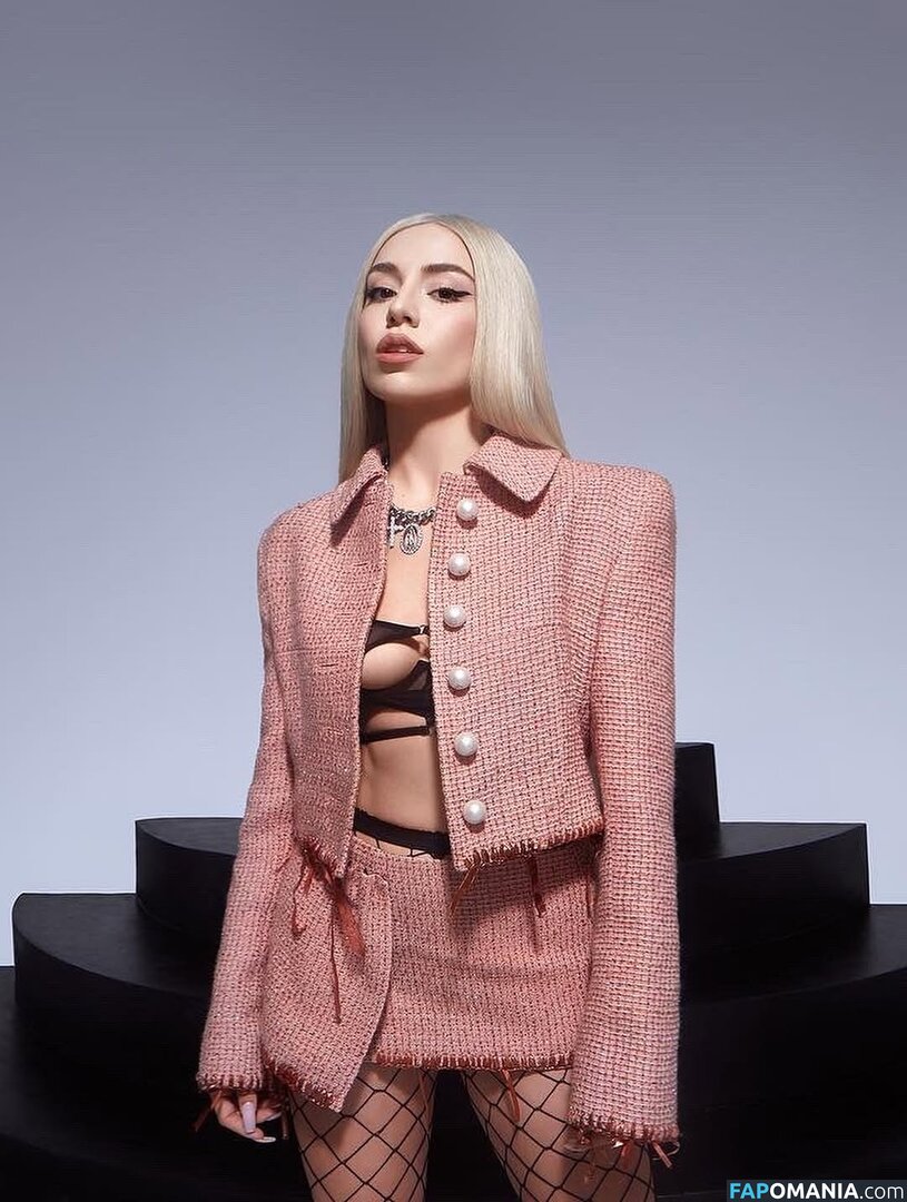 Ava Max / avamax / plharleyquinn Обнажённый OnlyFans  Утёкшее фото #911