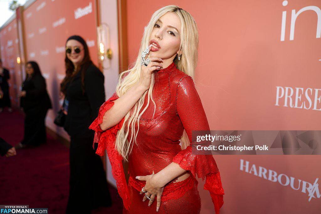 Ava Max / avamax / https: / plharleyquinn Обнажённый OnlyFans  Утёкшее фото #933
