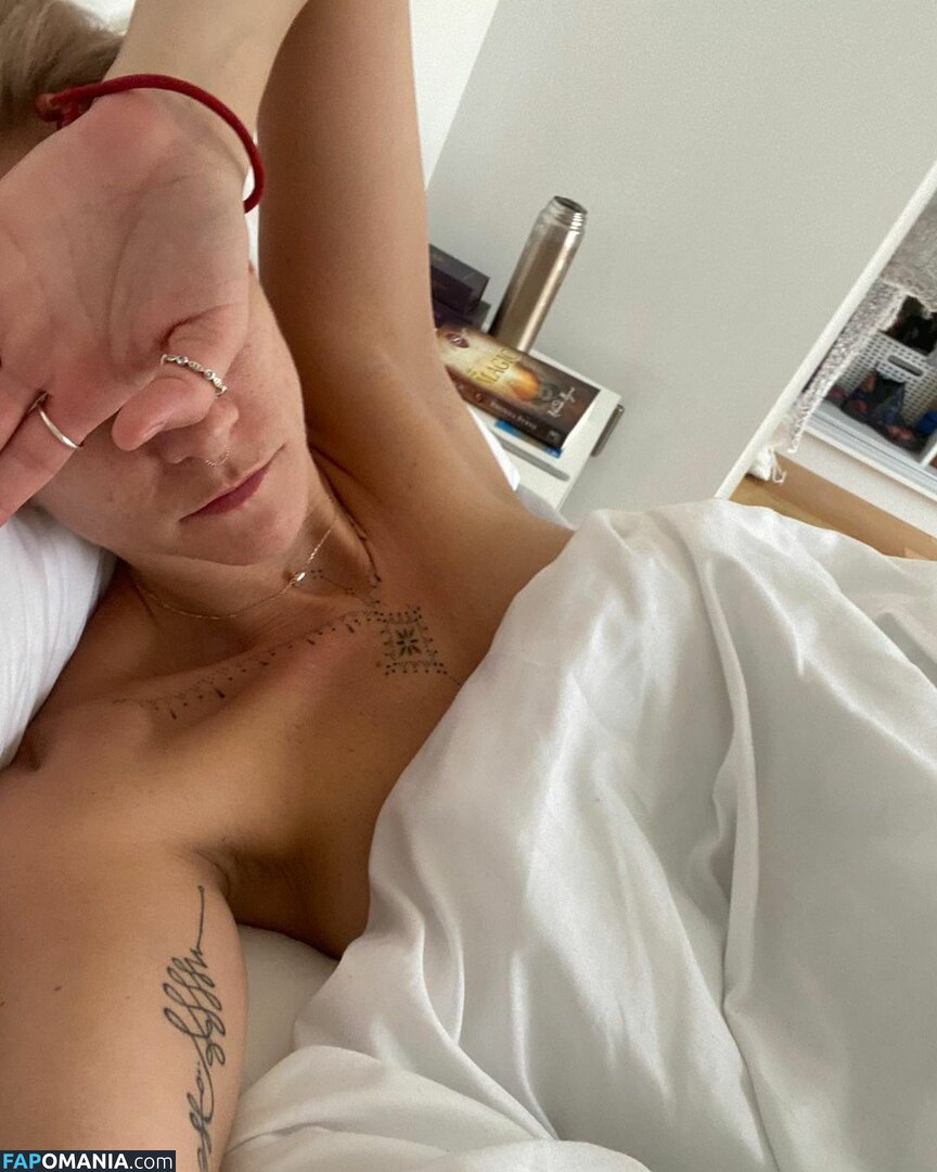 Axellepeach_ / axellepeach Обнажённый OnlyFans  Утёкшее фото #1