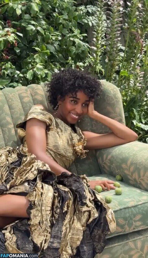 Ayo Edebiri / ayoedebiri Обнажённый OnlyFans  Утёкшее фото #16